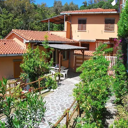 Complesso Fetovaia Marciana (Isola d'Elba)